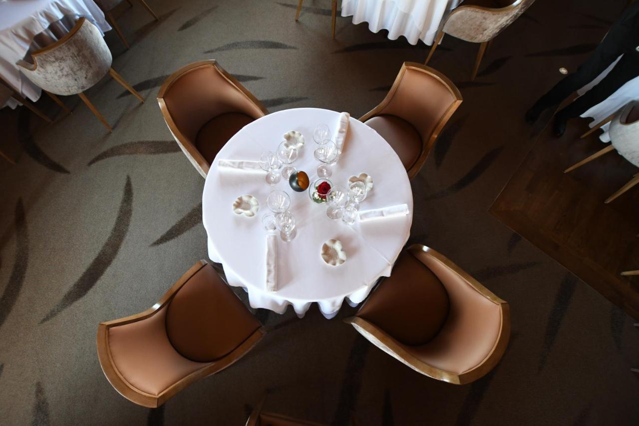 Logis Hotel Restaurant Au Boeuf Rouge Niederschaeffolsheim 외부 사진